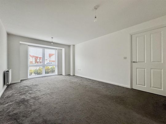 Foxglove Avenue, Bexhill-On-Sea, TN40 2GA - Photo 1