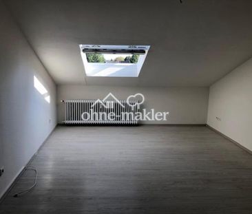 Dachgeschosswohnung in Eschweiler - Photo 1