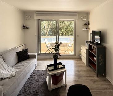 Location Appartement 1 pièce 24m² - Photo 2