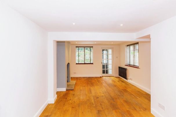 2 bedroom house to rent - Photo 1