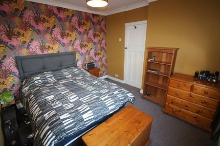 102 Rockford Avenue - Photo 3