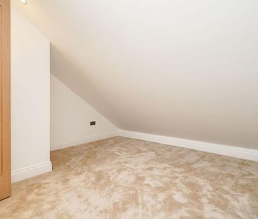 4 bedroom detached house to rent - Photo 5