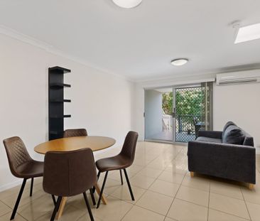 Easy Living with Private Courtyard in Holland Park West - Photo 1