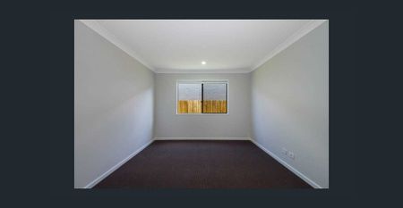 Welcome to 3 Wattle Court in beautiful Ormeau - the perfect blend of comfort, space, and family-friendly living. - Photo 3