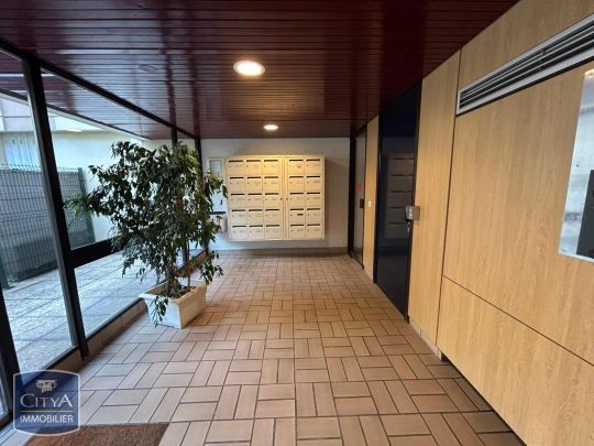 Appartement à louer 4 pièces 91.95m² - Photo 1