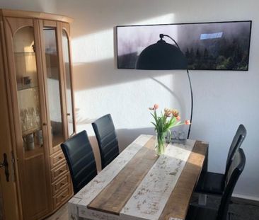 Vermiete / Nachmieter Komplett Möbliert mit Einbauküche Superlage - Photo 3