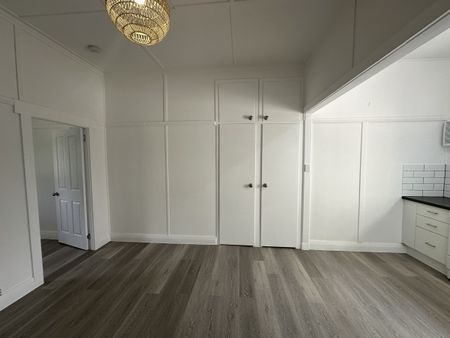 2 Bedroom Unit in Town - Photo 4