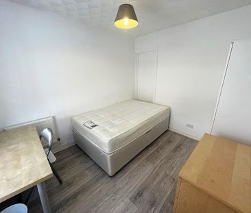 5 bedroom terraced house to rent - Photo 6