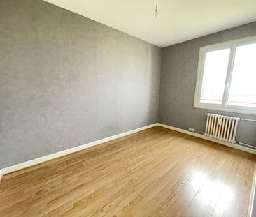 Location Appartement 3 pièces 61m² - Photo 2