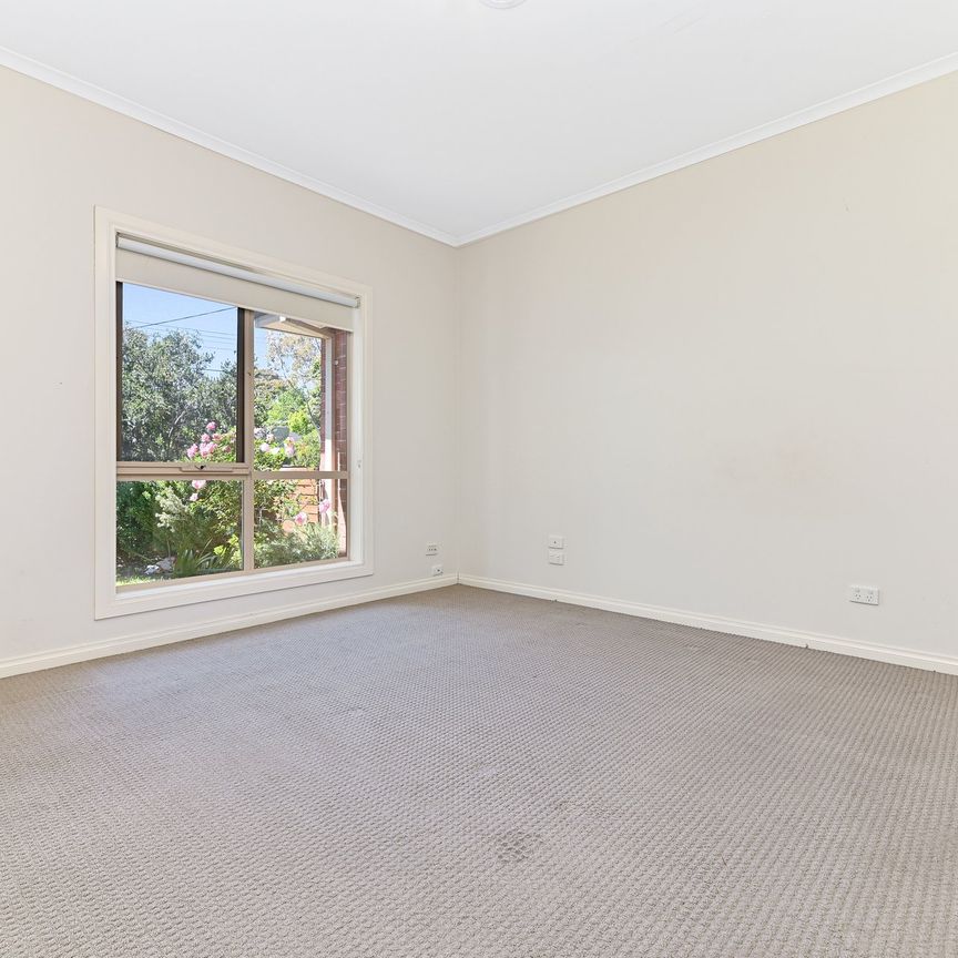 3B Kenilworth Crescent, Glen Waverley - Photo 1