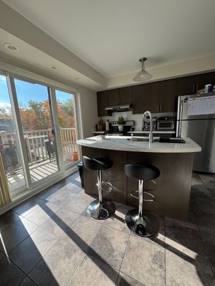 For Lease - 5585 Oscar Peterson Boulevard Unit# 6, Mississauga, Ontario - Photo 1