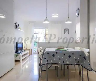 Apartment in Nerja, Close to the beach - Photo 2