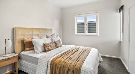 Cozy Campbell in Cambridge. RENT REDUCED - Photo 4