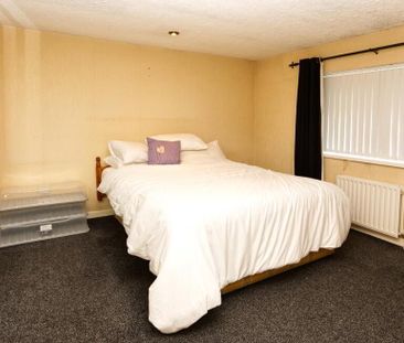 29 Georges Street, Newtownards, BT23 7NH - Photo 3