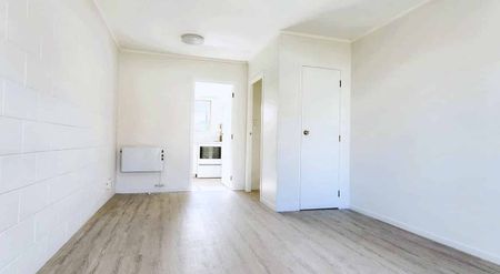 2 Bedroom + 1 Carport parking space, Sandringham - Photo 2