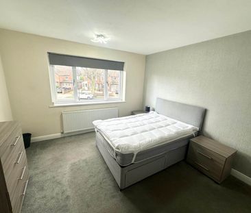 Stanhope Drive (room 1), Horsforth, Leeds - Photo 6