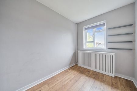 Gipsy Road, London, SE27 - Photo 4