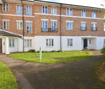 2 Bed Flat, Springfield Court, IG1 - Photo 5