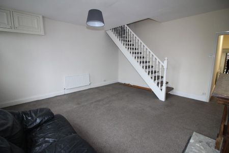 2 bedroom terraced house to rent - Photo 5