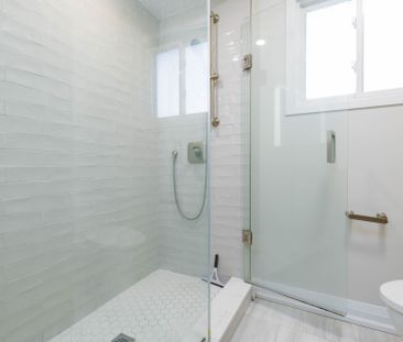 For Lease - 180 Mason Avenue, Bradford West Gwillimbury, Ontario - Photo 5