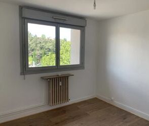 Location Appartement 3 pièces 67 m2 à Saint-Chamond - Photo 4