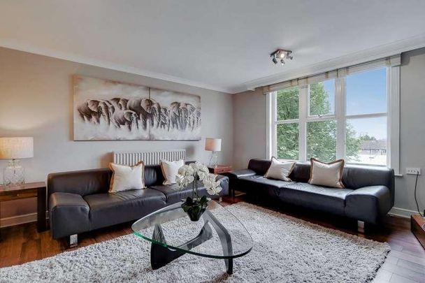 Boydell Court, St. Johns Wood Park, London, NW8 - Photo 1