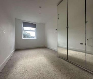 Princes Road, Ferndown, BH22 - Photo 1