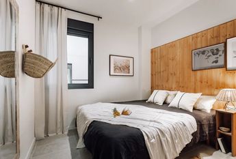 Gran Via de les Corts Catalanes, Barcelona, Catalonia 08011