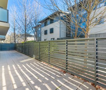 Close to EVERYTHING - Photo 6