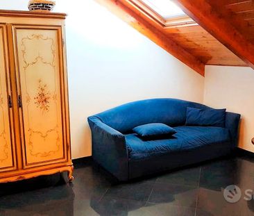 MANSARDA IN VIA VIVERONE : 300 euro - Foto 1
