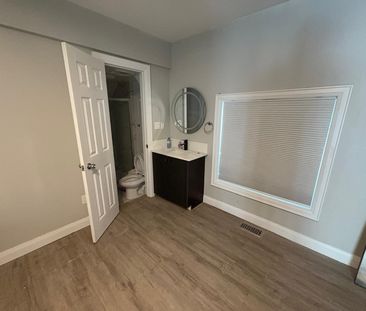 For Lease - 5757 Stanley Avenue Unit# Unit E, Niagara Falls, Ontario - Photo 3