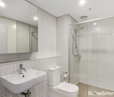 One Bedroom Plus Study With Uninterrupted Views - Photo 6