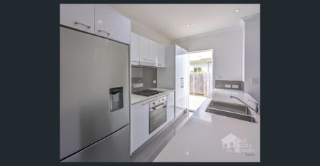 Modern Ground-Floor Living in a Prime Location - Photo 3