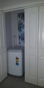 2-bedroom shared granny flat, David Crescent - Photo 3