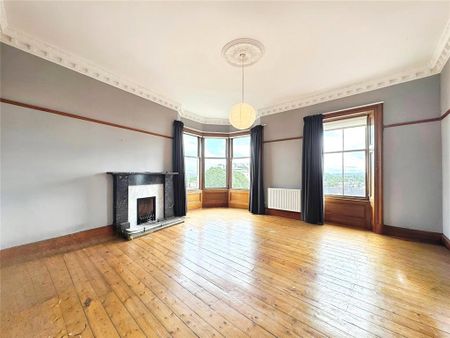 4 bedroom flat to rent - Photo 3