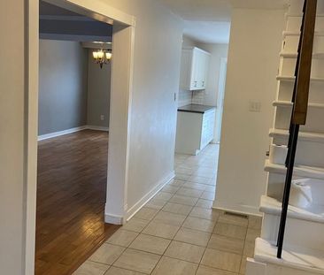 For Lease - 146 Fanshawe Drive, Brampton, Ontario - Photo 3