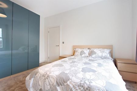 1 bedroom Flat To Let - Photo 3
