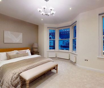 4 bedroom terraced house to rent - Photo 1