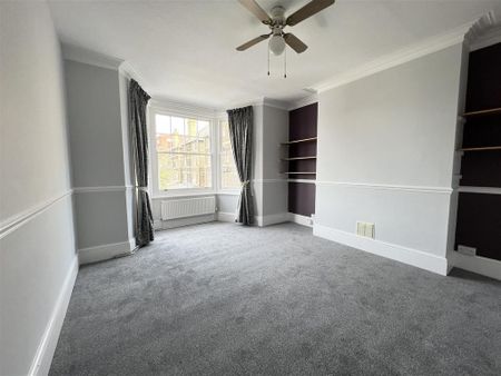 1 bedroom flat to rent - Photo 2