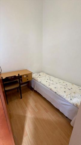 Kiadó jó állapotú lakás - Debrecen - Photo 2