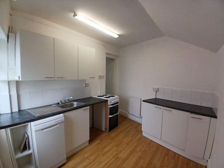 2 bedroom flat to rent - Photo 5