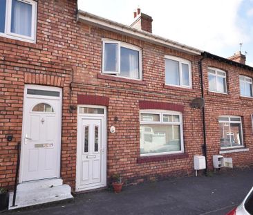 4 bedroom property to rent - Photo 1