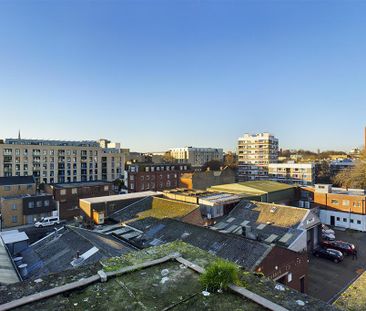 2 bedroom apartment to rent - Photo 6