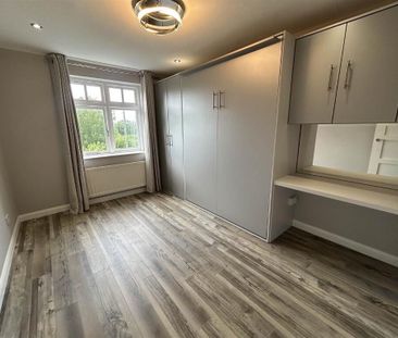 Flat 5 The Parks, 3 Belfast Road, Holywood, BT18 9EH - Photo 4