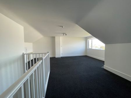 2 bedroom apartment to rent Wilmington Square, Eastbourne, BN21 - Photo 5