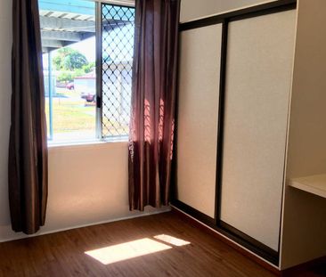 Conveniently Located - Partly Furnished - Photo 4