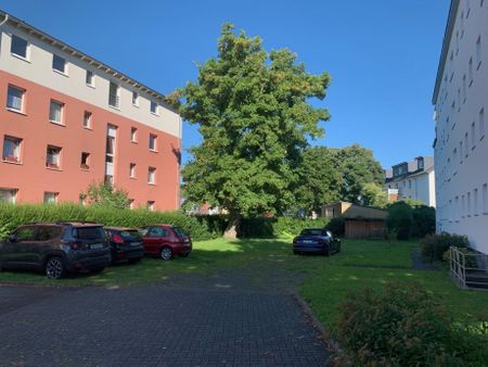 SIEGBURG-ZENTRUM, Top 4 Zi. Wohnung, Küche, Diele, Duschbad, Dachterrasse u. Balkon, ca.100 m² Wfl. - Photo 3