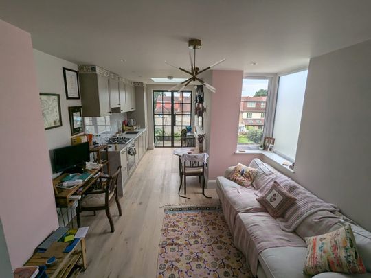 1 Bed Flat, York House, W3 - Photo 1