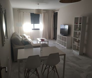 Piso de alquiler en Calle Susana Marcos, 8, La Reconquista - El Ros... - Photo 1