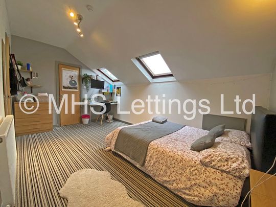 7 Bedroom End Terraced House for rent in Victoria Road - Photo 1